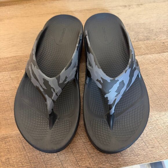 OOFOS Unisex Ooriginal Sport Recovery Sandal Black Camo 8 womens 6 Mens shoes - Picture 2 of 7
